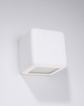 NESTA aplique de cerámica blanco + 1x bombilla LED E27 4000K Fría 7,5W 650lm