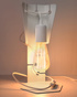 Lámpara de escritorio ARBY blanca + 1x bombilla LED E27 3000K cálida 7,5W 620lm