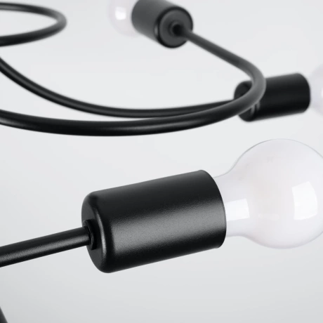 Araña LEVAR 8 negra