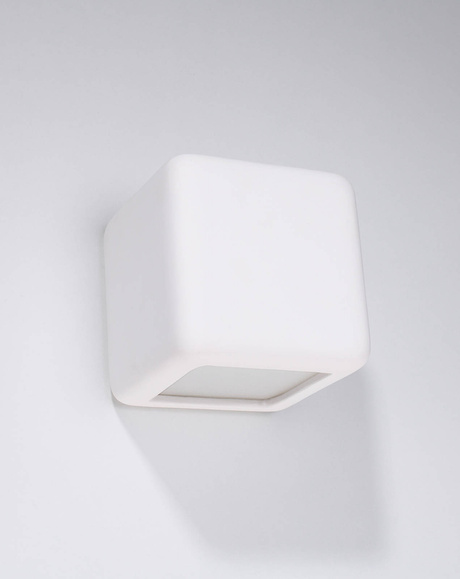 NESTA aplique de cerámica blanco + 1x bombilla LED E27 3000K Warm 7.5W 620lm