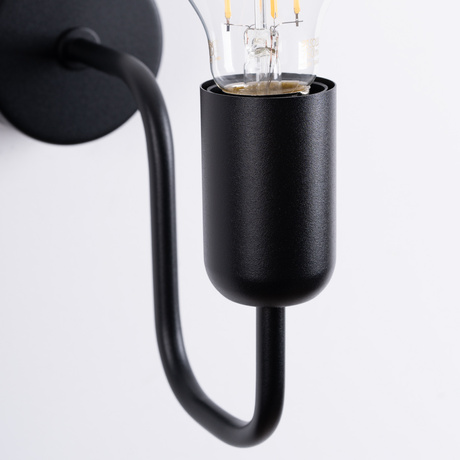 Aplique VECTOR negro + 1X bombilla LED E27 3000K 7W 760lm