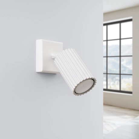 Aplique KARBON blanco