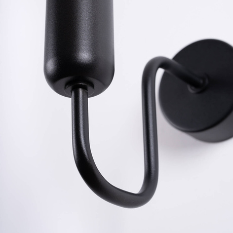 Aplique VECTOR negro + 1X bombilla LED E27 3000K 7W 760lm