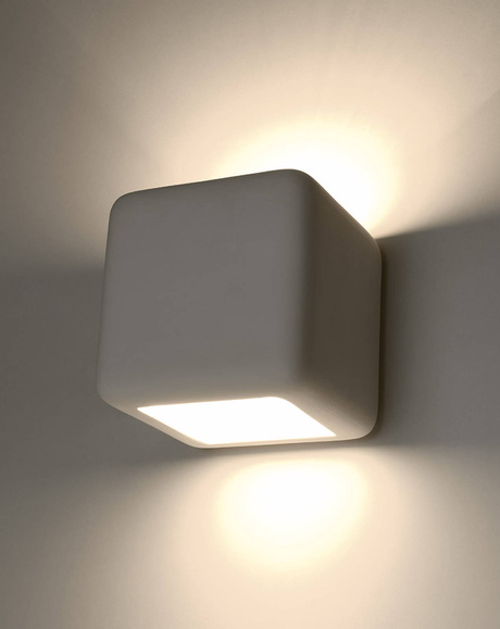 NESTA aplique de cerámica blanco + 1x bombilla LED E27 3000K Warm 7.5W 620lm