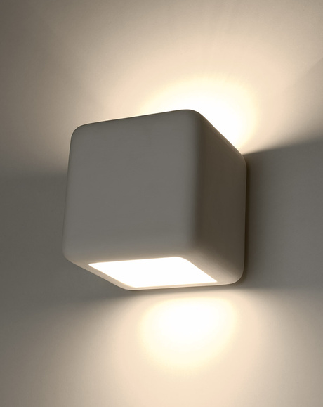 NESTA aplique de cerámica blanco + 1x bombilla LED E27 3000K Warm 7.5W 620lm