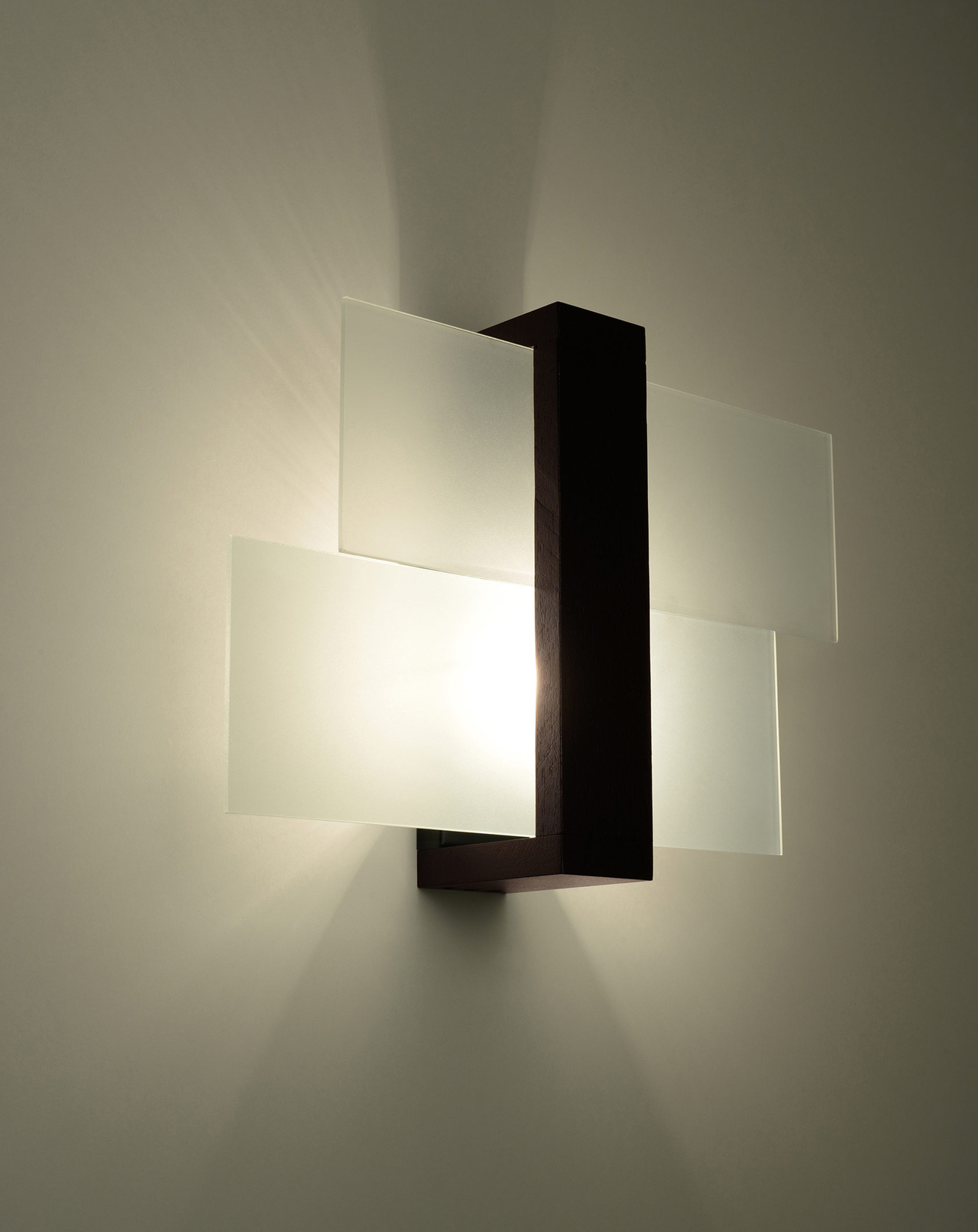 Lámpara de pared FENIKS 1 wengué + 1x bombilla LED E27 3000K Cálida 7,5W 620lm