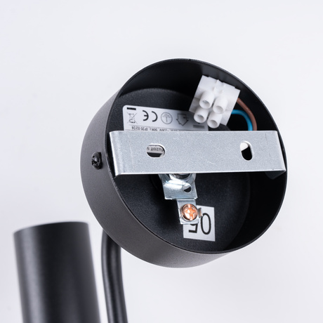 Aplique VECTOR negro + 1X bombilla LED E27 3000K 7W 760lm